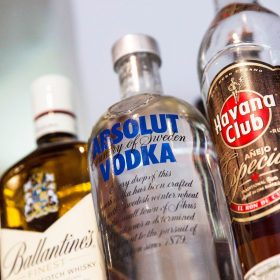 Absolut Vodka Wholesale Products list - Wholesale Liqueurs Drinks suppliers absolut vodka